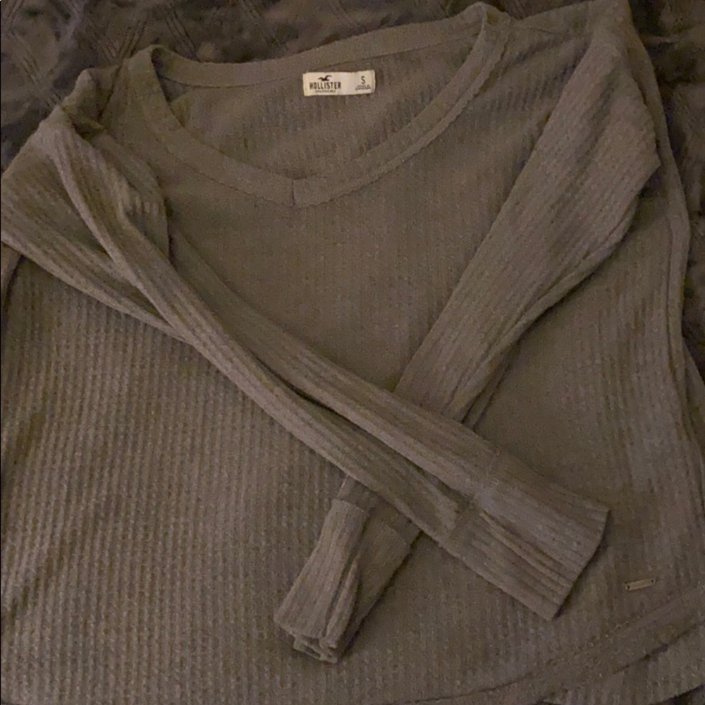 Hollister Grey thin comfy sweater